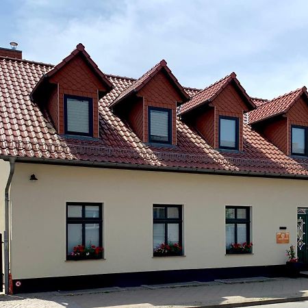Familien- und Inklusionshotel QUERLEBEN Mirow Exterior foto