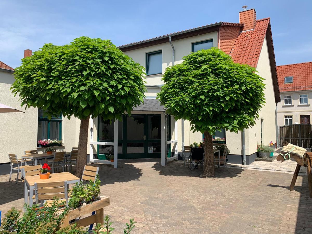 Familien- und Inklusionshotel QUERLEBEN Mirow Exterior foto